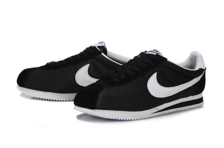 nike cortez 2013 chaussures femme la nike cortez pas chere pas cher